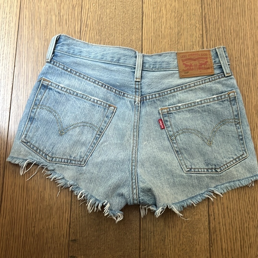 Levi's 501 Shorts Size 25 - Picture 5 of 7